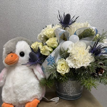 Playful Pinguin And Blooms